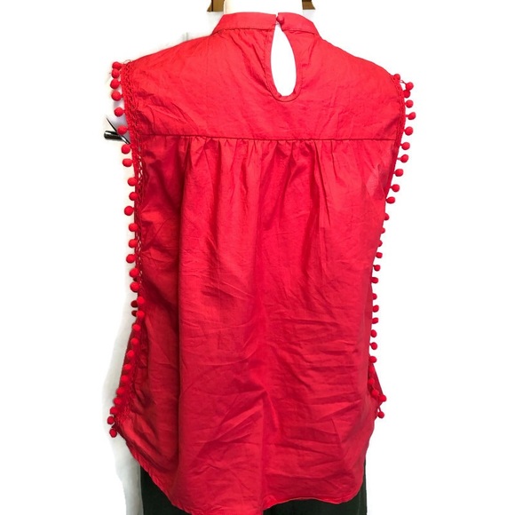 Simplee Women Eyelet pompons sleeveless top, sz L - Picture 3 of 7